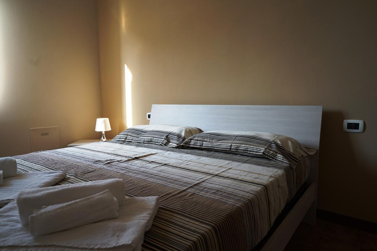 La Casa Di Rivo Hotel Desenzano del Garda Ngoại thất bức ảnh