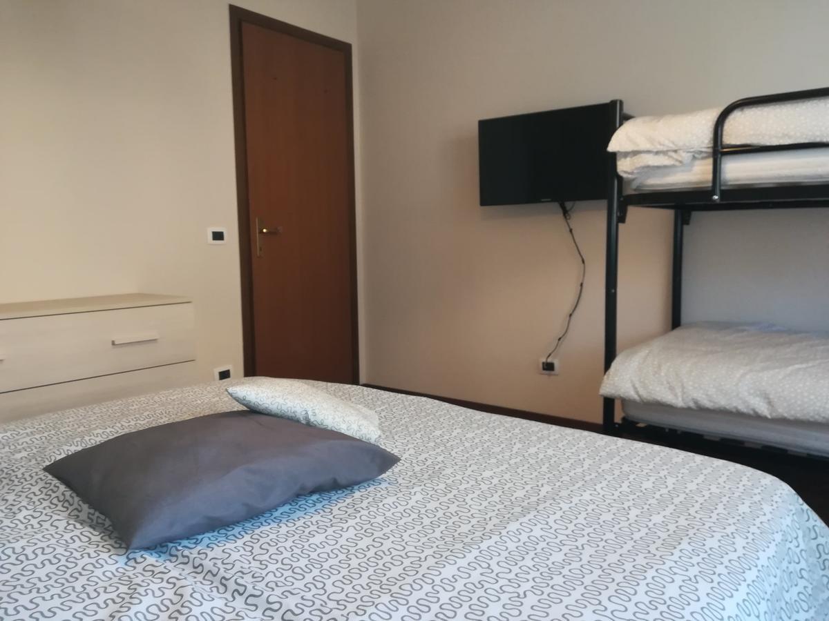 La Casa Di Rivo Hotel Desenzano del Garda Ngoại thất bức ảnh